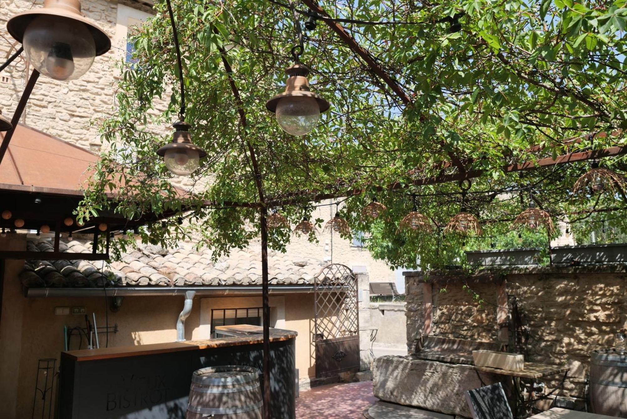 Chambres Du Vieux Bistrot Cabrières-dʼAvignon Exterior foto
